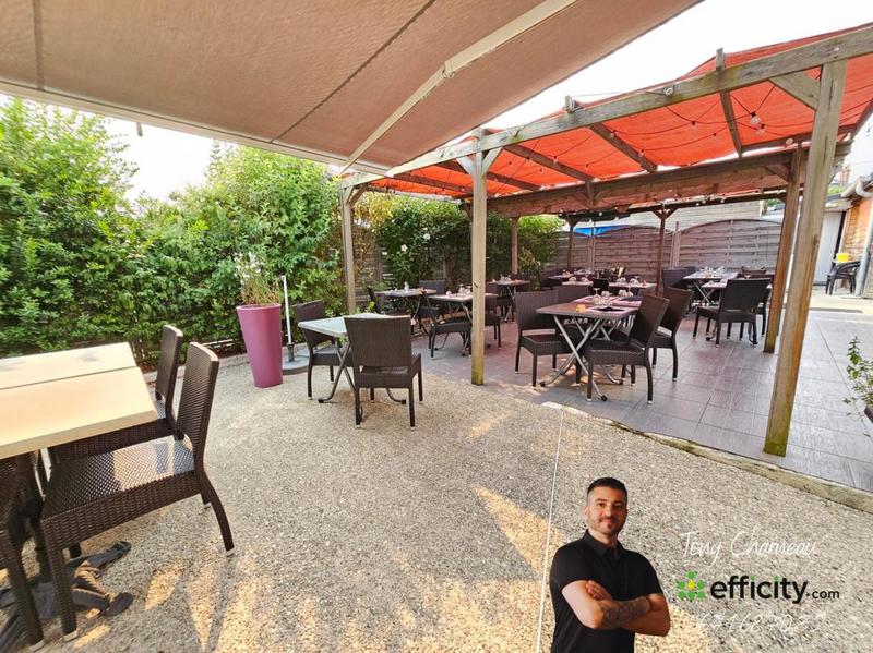 Bureau - 880 m² - 5 pièces