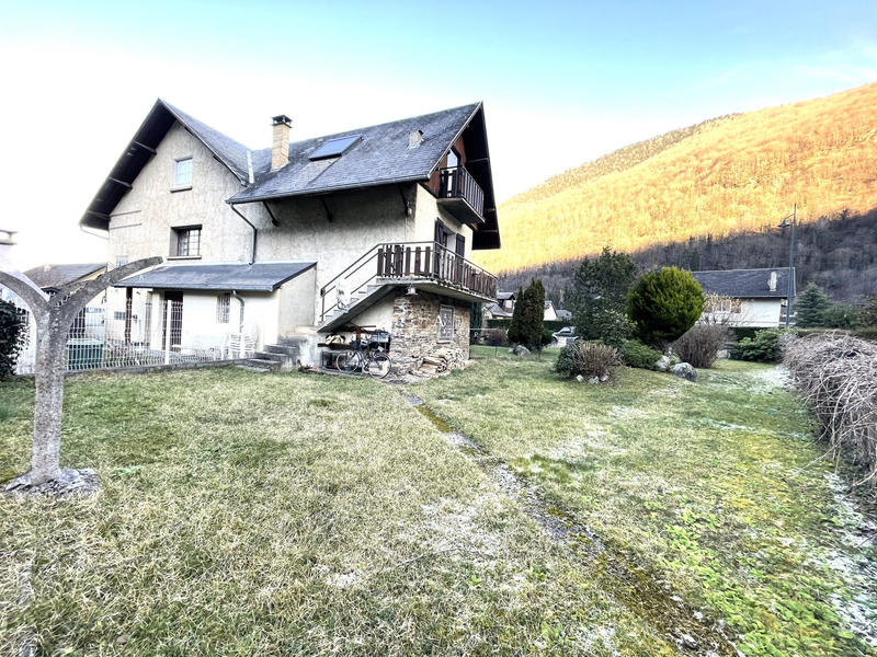 Appartement - 126 m² - 5 pièces