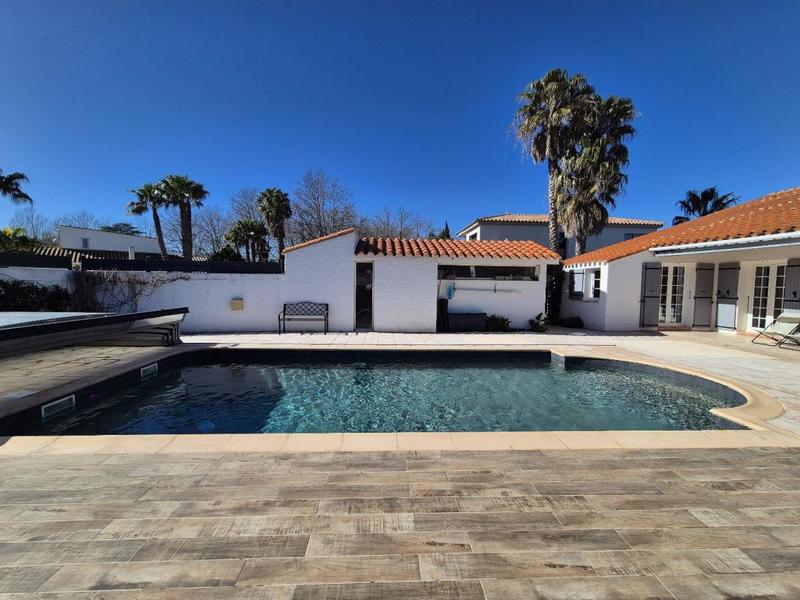 Villa - 168 m² - 6 pièces