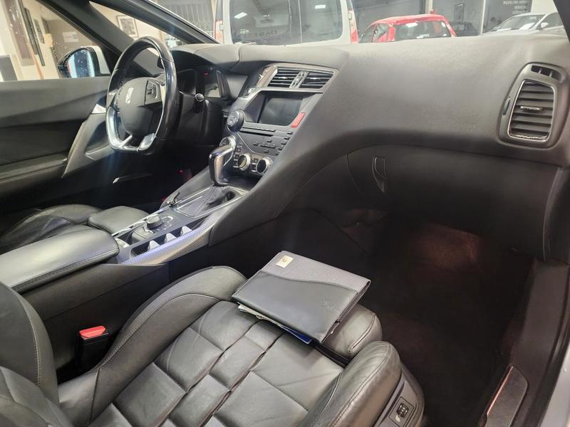 Citroën Ds5 2.0 Hdi 160 Ch Sport Chic Boite Automatique