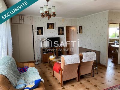 Maison - 94 m² - 5 pièces