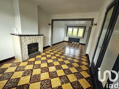 Maison - 92 m² - 5 pièces