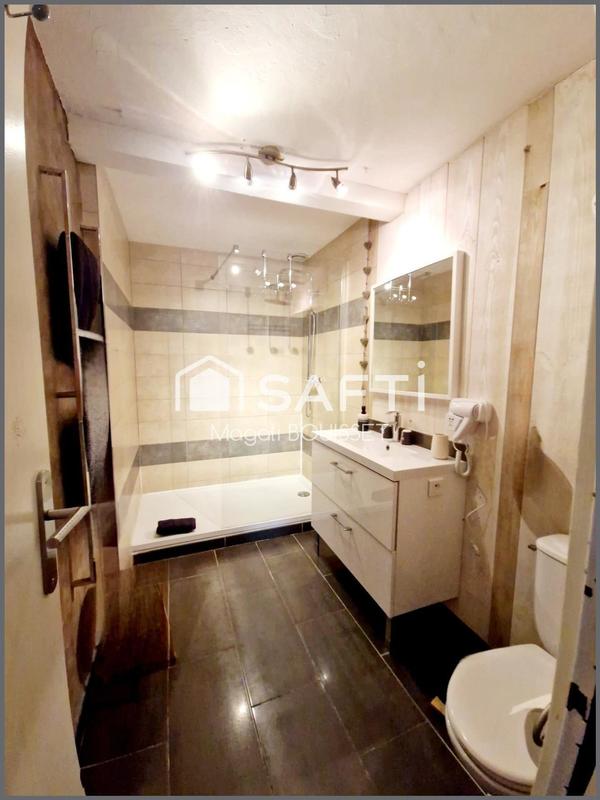 Local commercial - 363 m² - 9 pièces