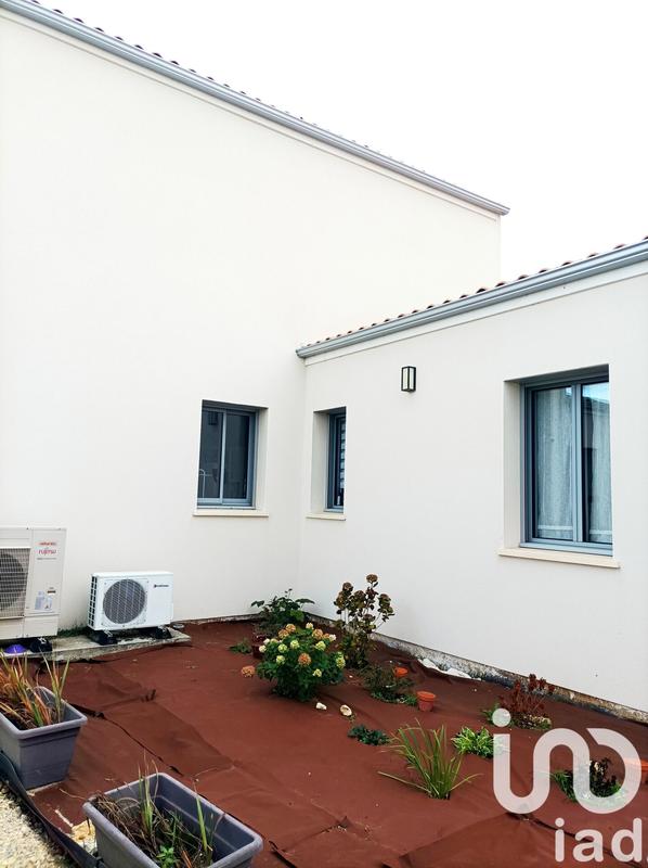 Maison - 213 m² - 10 pièces