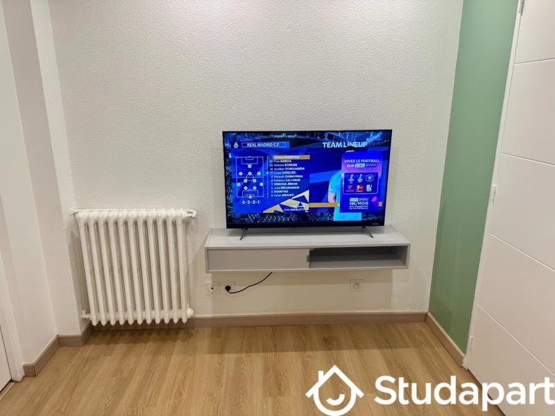 Chambre - 11 m² - 1 pièce