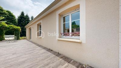 Maison - 140 m² - 7 pièces