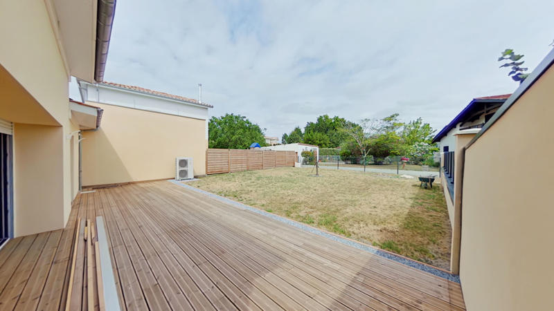 Maison - 166 m² - 5 pièces