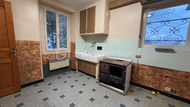 Maison - 137 m² - 5 pièces