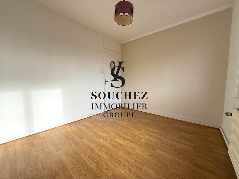 Local d'activités - 128 m² - 6 pièces