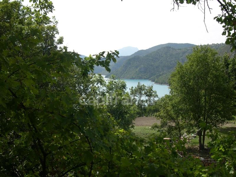 Terrain constructible - 2 000 m²