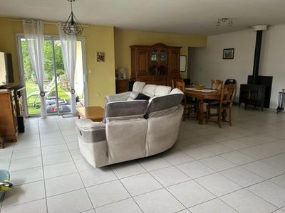 Maison - 332 m² - 24 pièces