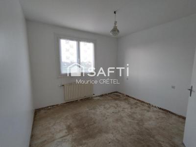 Maison - 96 m² - 5 pièces