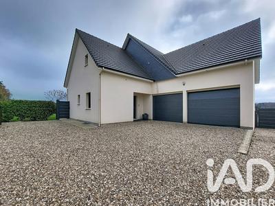 Maison - 205 m² - 8 pièces