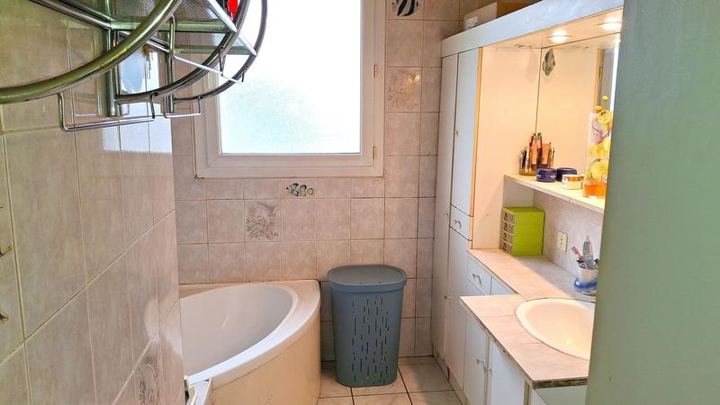 Maison - 122 m² - 4 pièces