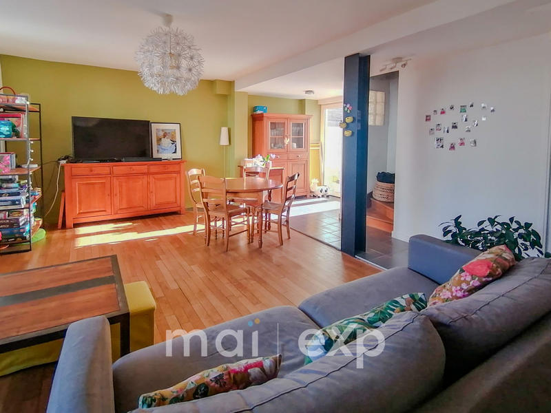 Maison - 156 m² - 6 pièces