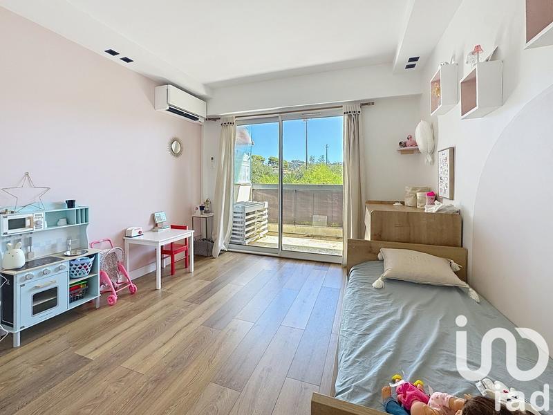 Appartement - 101 m² - 4 pièces