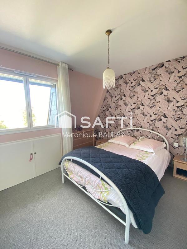 Maison - 200 m² - 6 pièces