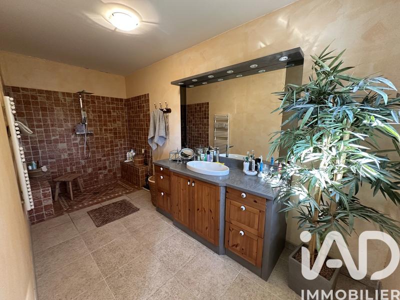 Maison - 162 m² - 5 pièces