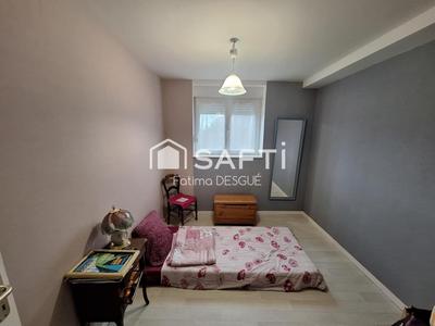 Maison - 96 m² - 6 pièces