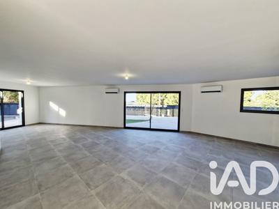Maison - 142 m² - 5 pièces