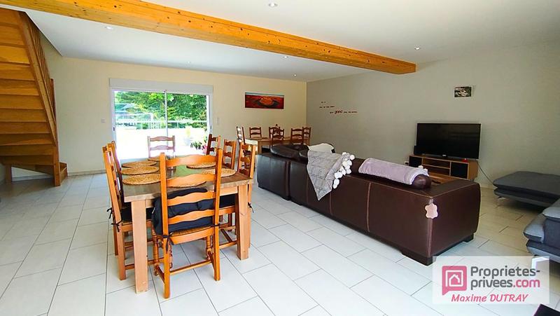 Maison - 272 m² - 12 pièces