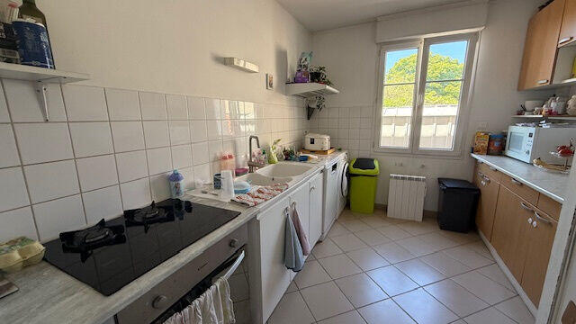 Maison - 96 m² - 5 pièces