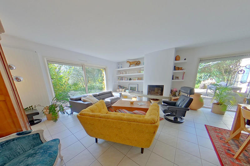 Maison - 165 m² - 5 pièces