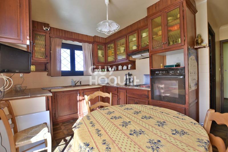 Maison - 138 m² - 7 pièces