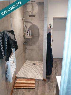 Appartement - 90 m² - 6 pièces