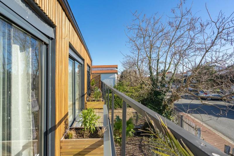 Maison - 151 m² - 8 pièces