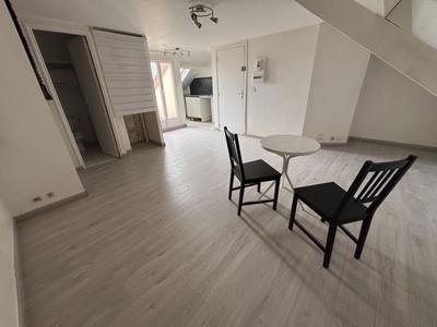 Studio - 24 m² - 1 pièce