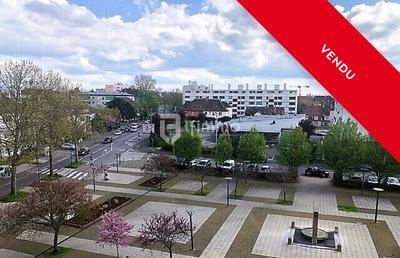 Appartement - 101 m² - 5 pièces