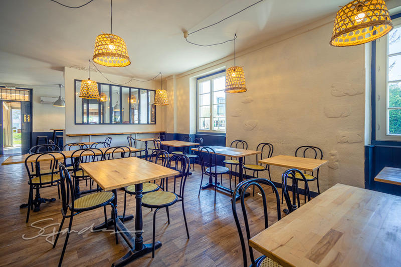 Fonds de commerce - 181 m²