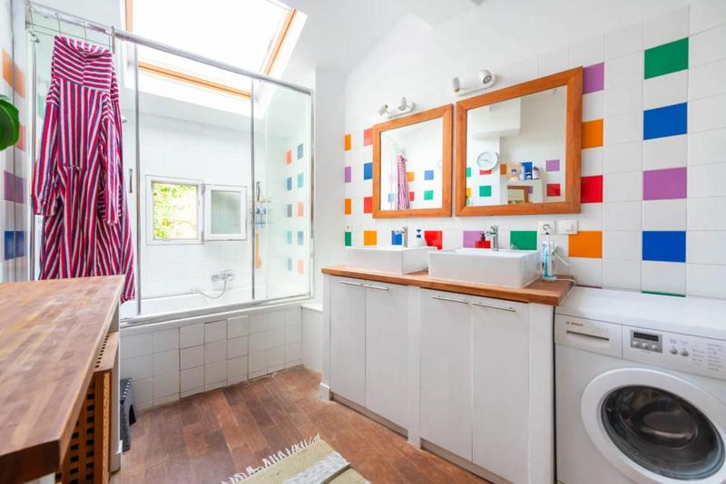 Maison - 215 m² - 9 pièces