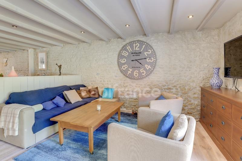 Maison - 267 m² - 8 pièces