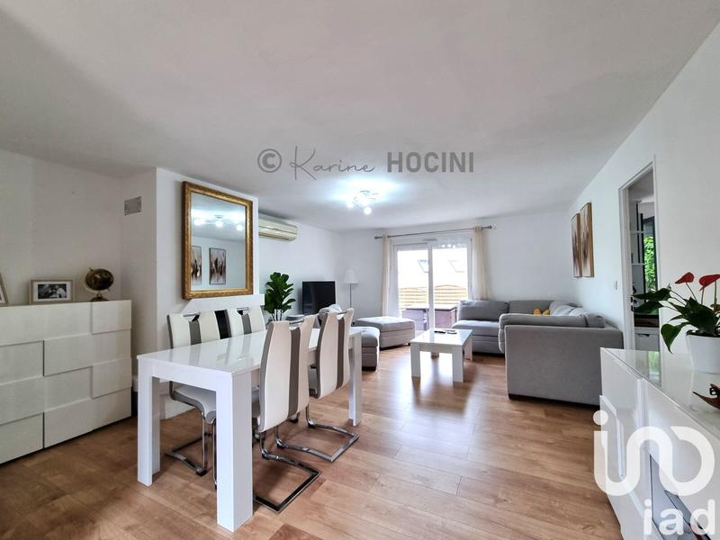 Maison - 95 m² - 5 pièces