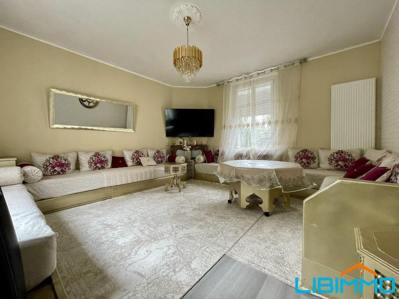 Maison - 150 m² - 6 pièces