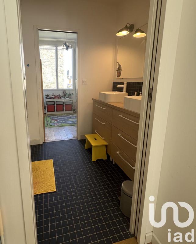 Maison de ville - 147 m² - 5 pièces