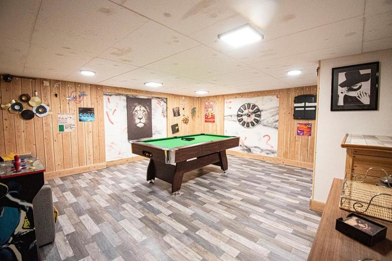 Maison - 220 m² - 8 pièces