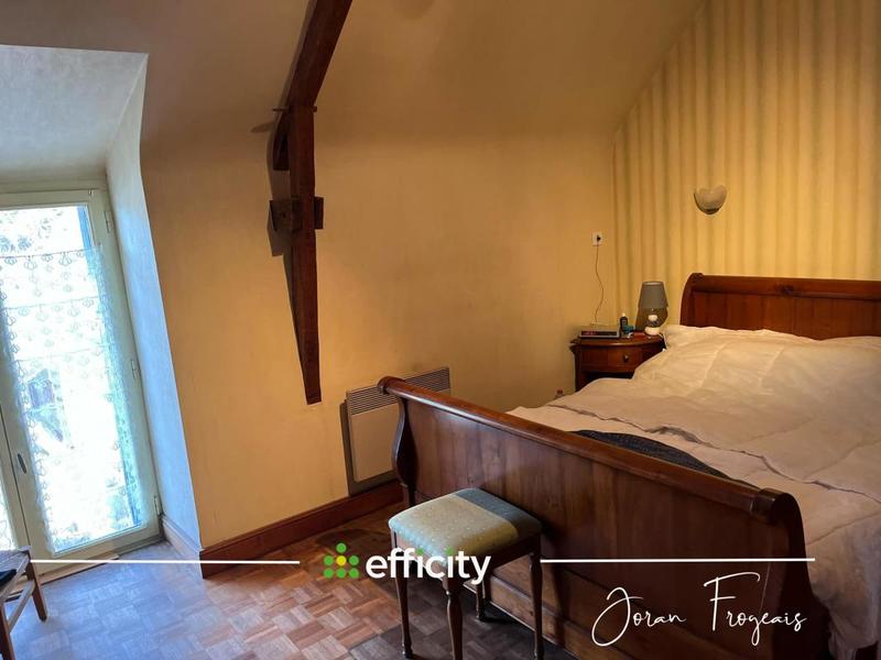 Maison - 195 m² - 10 pièces