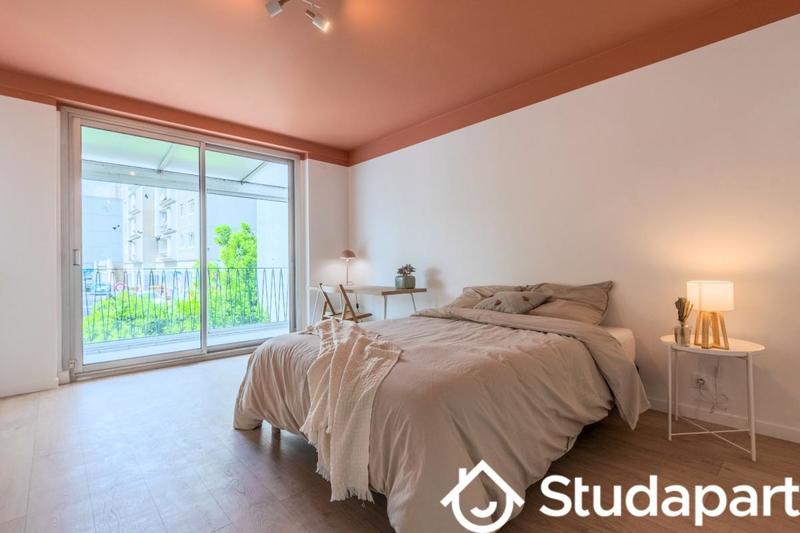 Chambre - 11 m² - 1 pièce