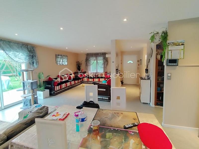 Maison - 107 m² - 4 pièces