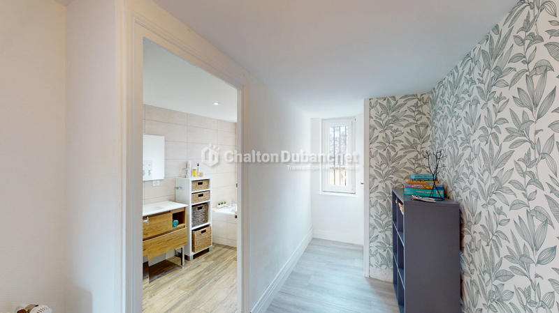 Appartement - 103 m² - 5 pièces