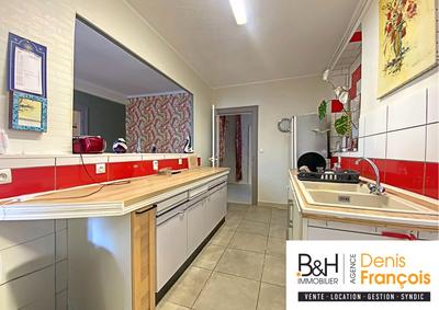 Maison - 380 m² - 18 pièces