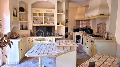 Villa - 183 m² - 6 pièces