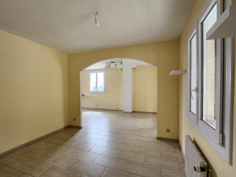 Maison - 121 m² - 6 pièces