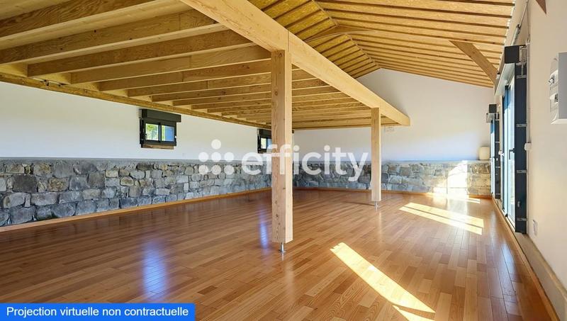 Maison - 125 m² - 2 pièces