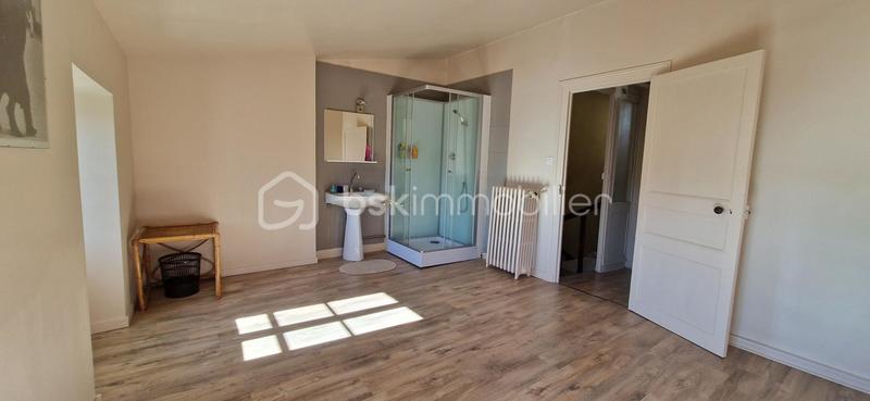 Maison de ville - 211 m² - 9 pièces