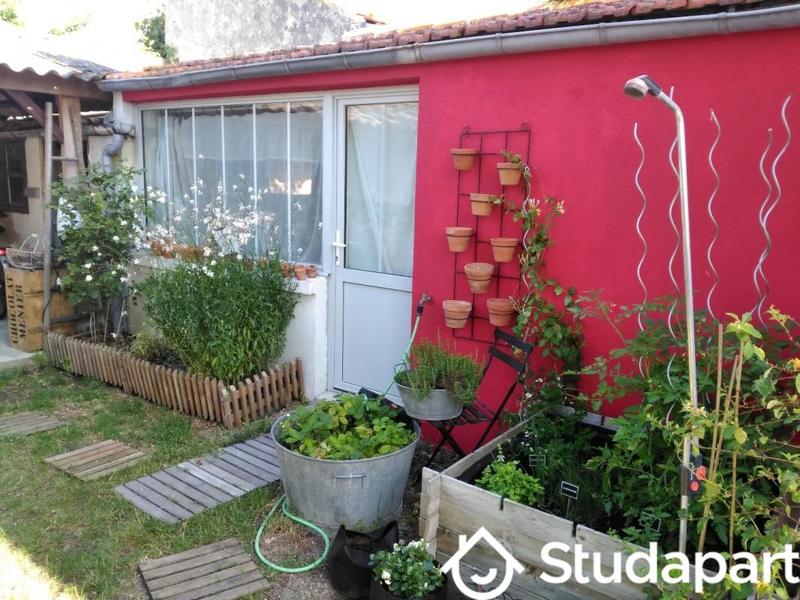 Chambre - 13 m² - 1 pièce