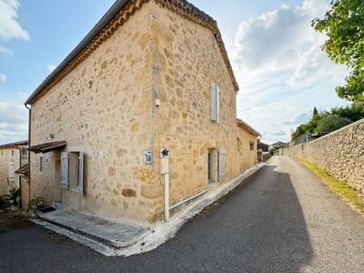 Maison de village - 115 m² - 3 pièces